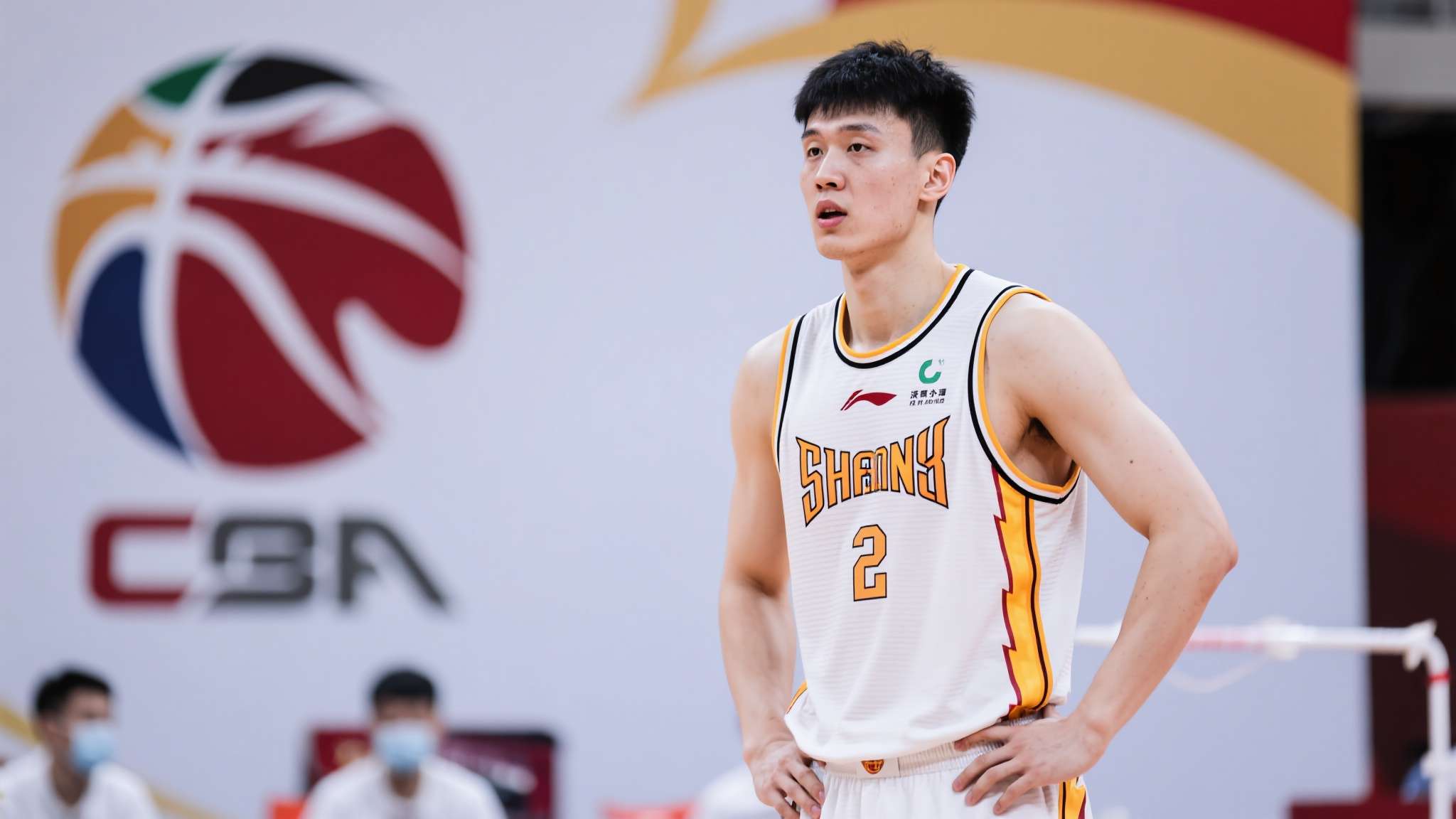自上赛季结束以来，*“如何补强内外双轮驱动”*一直是各支CBA俱乐部关注焦点。对